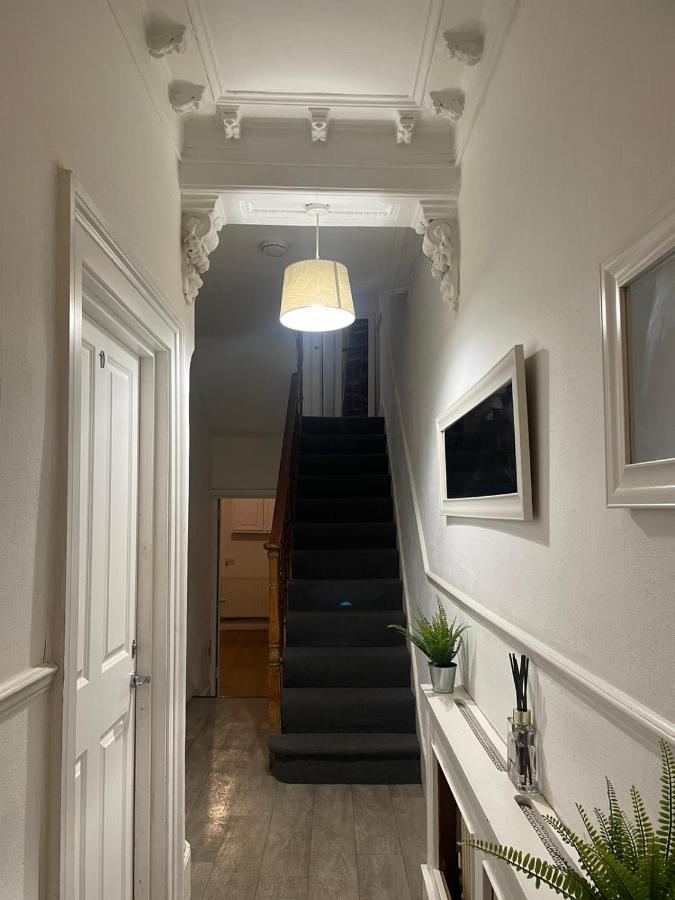 Balham, South London Spacious Guest House 1, 6 Rooms Available Exterior photo